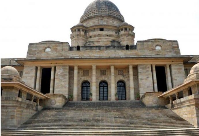 Nagpur Bench Bombay High Court | Ambazari lake