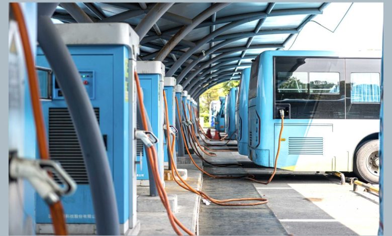 Nagpur electric buses at charging stations