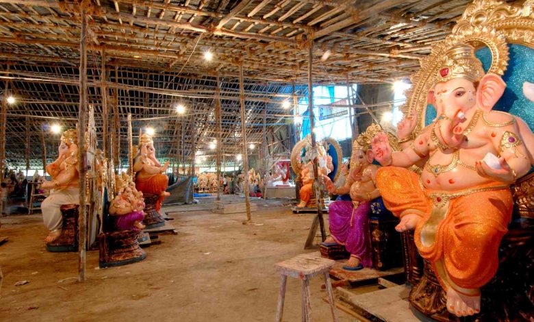 Nagpur Ganeshotsav, ₹100 affidavit: Ganesh idol made of clay for eco-friendly celebration in Nagpur.