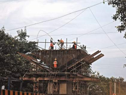 Amravati Road | Nagpur traffic: An aerial view of the Wadi flyover nearing completion, with ongoing construction work visible, symbolizing Nagpur's infrastructure development.