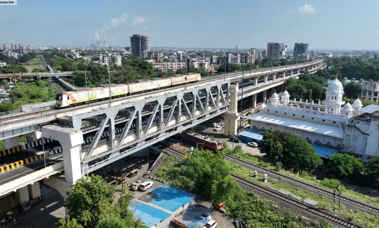 Traffic congestion at LIC Square after the inauguration of the Kamptee Road flyover.