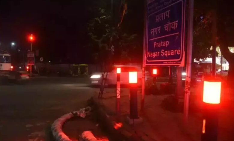 Illuminated signal bollards installed at key intersections in Nagpur to enhance traffic flow and pedestrian safety at night.