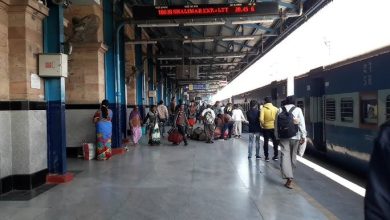 Festive crowd at Nagpur Railway Station during peak season