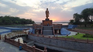 Vivekananda Memorial overlooking Ambazari Lake, symbolizing the debate between development and environmental conservation.