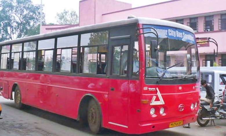 Aapli Bus feeder service connecting Nagpur's Metro stations, enhancing urban connectivity.