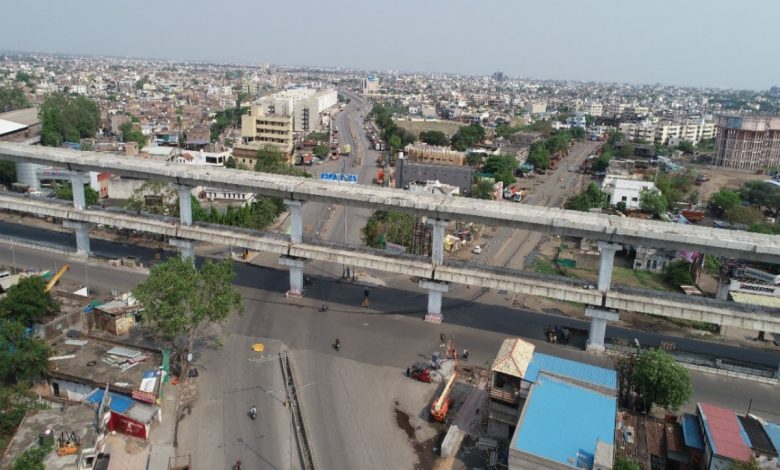 The Kamptee Road Double-Decker Flyover nearing completion, set to revolutionize commuting in Nagpur.