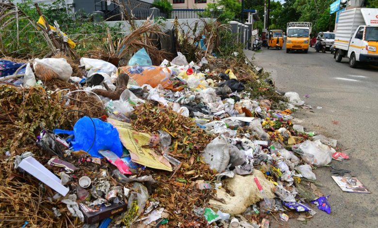 Pre-Diwali garbage surge in Nagpur leading to increased waste collection efforts.