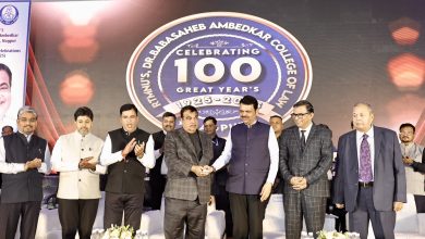 Maharashtra CM Devendra Fadnavis addressing the audience about the new law college building project in Nagpur.