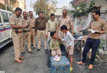 Wathoda Police celebrate the birthday of a missing 10-year-old boy found safe in Nagpur.