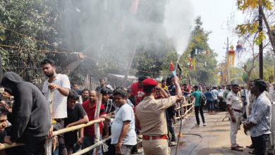 A well-organized traffic system in Nagpur ensuring smooth vehicle movement near Jamtha Stadium during a cricket match. Archit Chandak